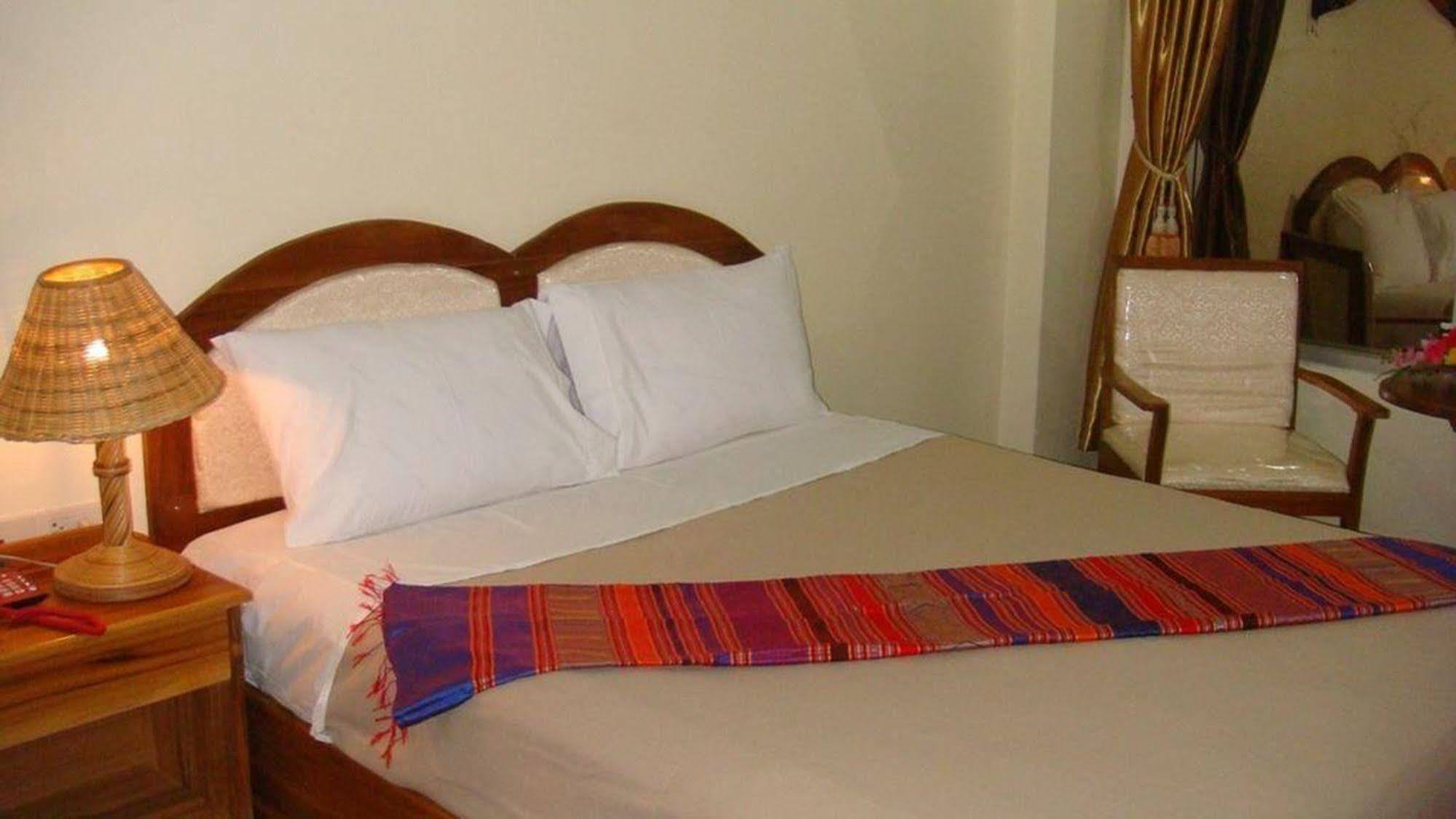 La Ong Dao Hotel1 Вьентьян Экстерьер фото