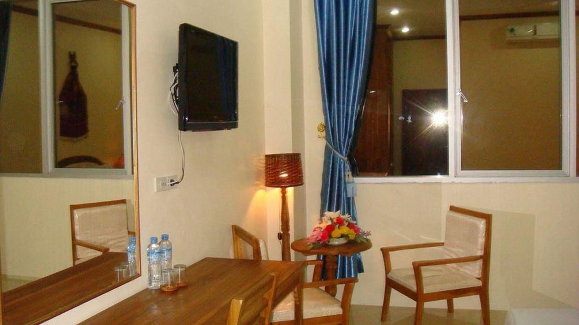 La Ong Dao Hotel1 Вьентьян Экстерьер фото